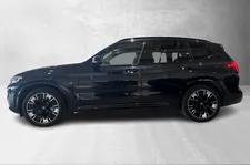 Thumnail bilde 1 av BMW iX3