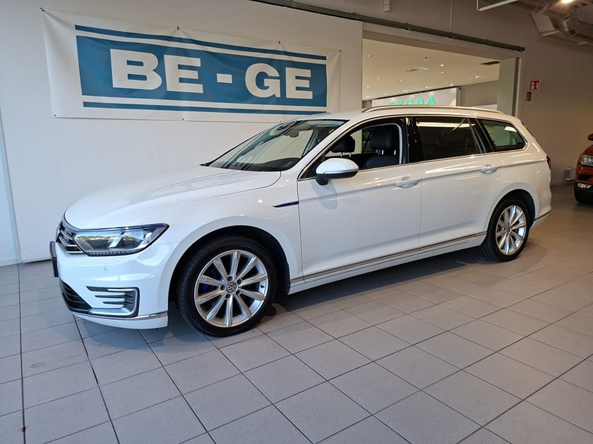 Bild 1 av Volkswagen Passat Variant GTE