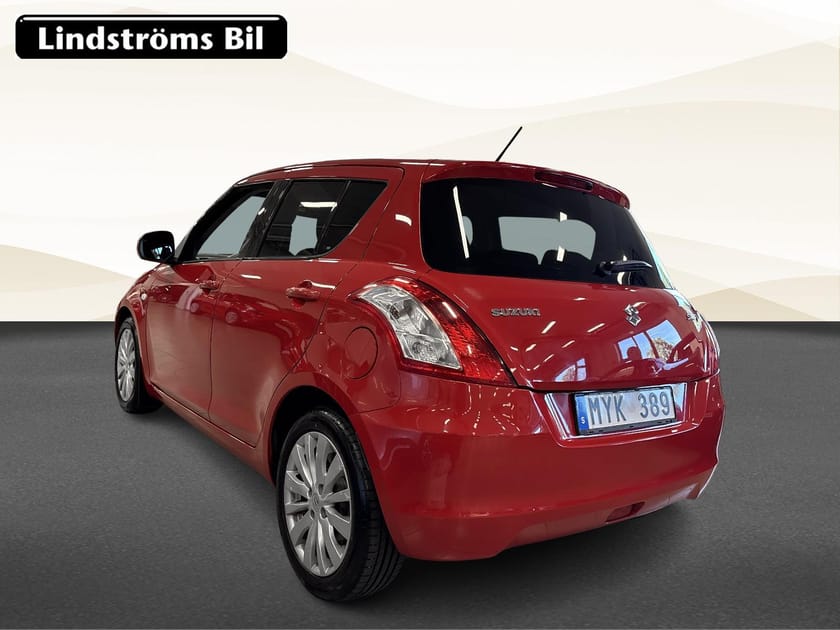 Bild 3 av Suzuki Swift 1.2 94hk S&V-hjul