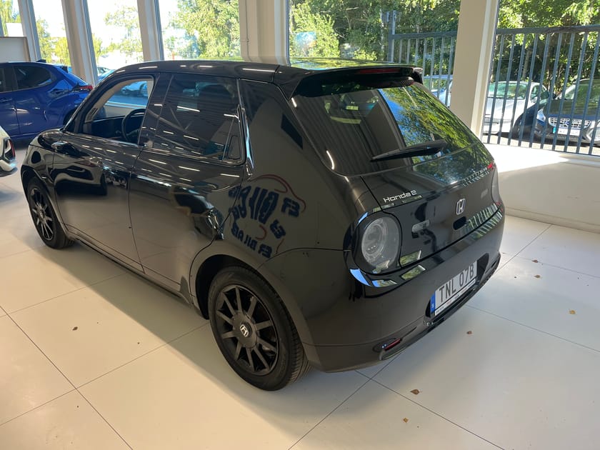 Bild 3 av Honda E