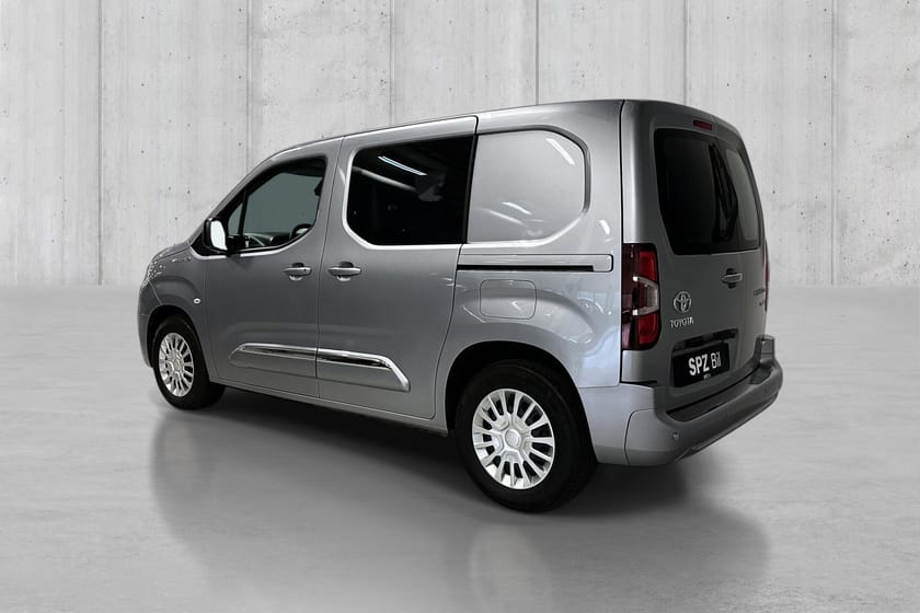 Bilde 5 av Toyota ProAce City Electric EV | Comfort | L2 | 3S | Kamera | 2x skyv | Norsk
