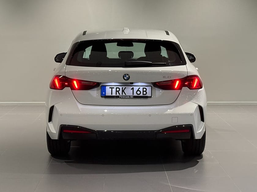 Bild 4 av BMW 120 Aut Nav Drive/Park Assist 17" Privatleasing 3095kr