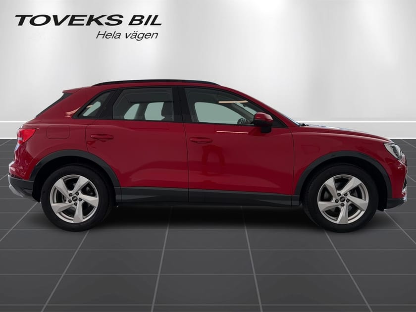 Bild 2 av Audi Q3 35 TFSI 150Hk Parkeringsvärmare/Drag/