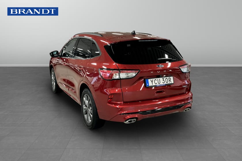 Bild 2 av Ford Kuga Plug-In Hybrid PLUG IN ST LINE X BUSINES