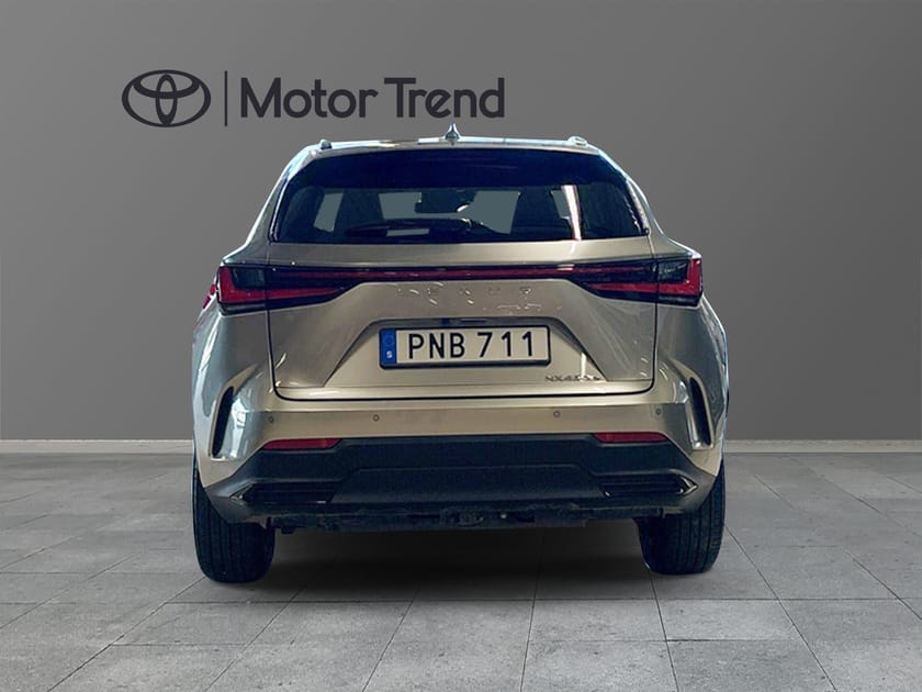 Bild 4 av Lexus NX 450h+ Executive Teknikpaket Drag Vinterhjul