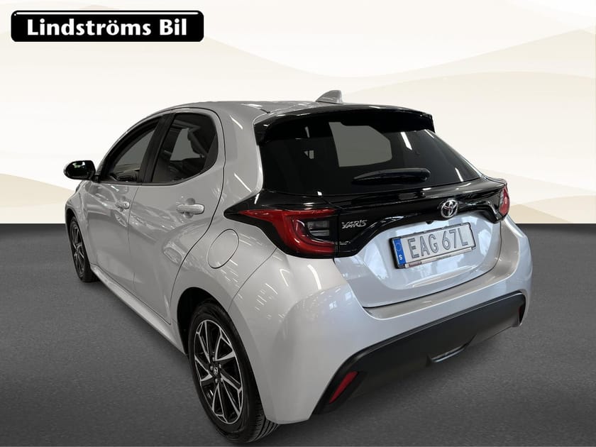 Bild 4 av Toyota Yaris Active Plus 1.5 125hk Manuell S&V-hjul