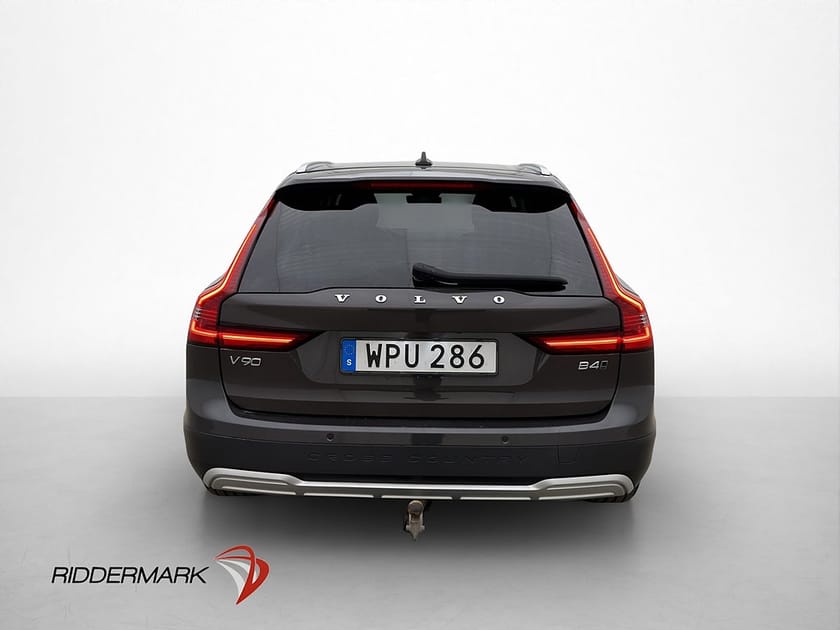 Bild 5 av Volvo V90 Cross Country B4 AWD Momentum VOC B-Kamera D-Värm