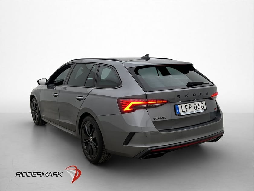Bild 4 av Škoda Octavia Kombi RS Skoda 265hk Värmare Canton Cockpit Dragkrok MOMS