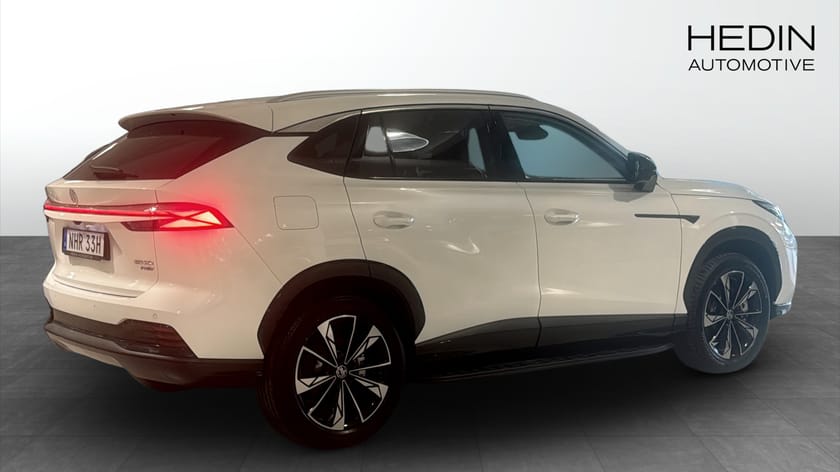 Bild 2 av MG HS PHEV COM 1.5T AT (BLACK)