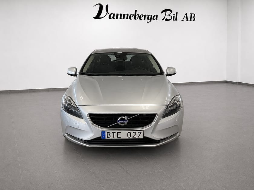 Bild 2 av Volvo V40 D2 Momentum Backkamera/Euro 5