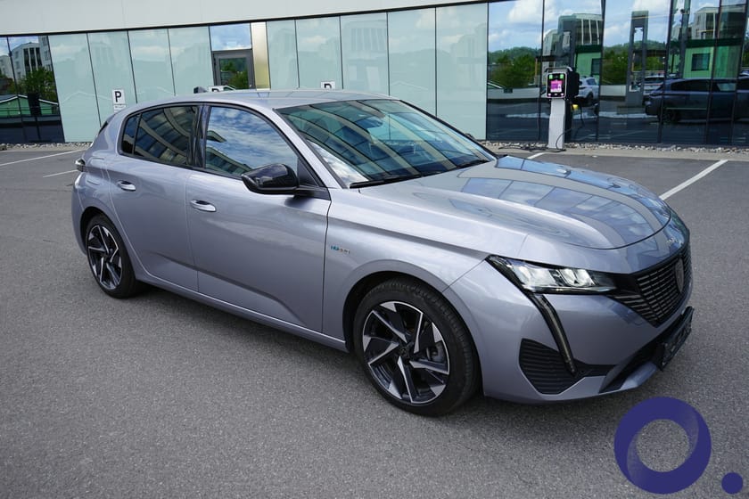 Bilde 1 av Peugeot 308 Plug-In Hybrid 180 Allure - godt utstyrt
