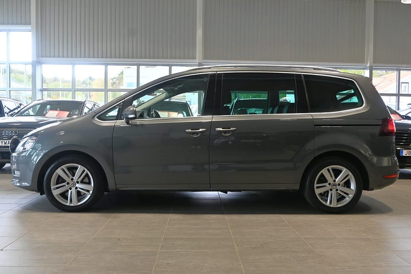 Bild 2 av Volkswagen Sharan 7-seater TDI 177 4M GT Premium Drag Värmare 7-sits
