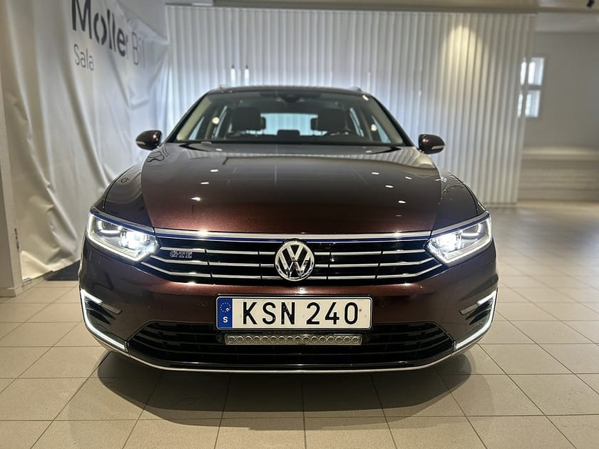 Bild 2 av Volkswagen Passat Variant GTE Sportscombi 1.4 Tsi 218hk Värmare|Drag|Nav