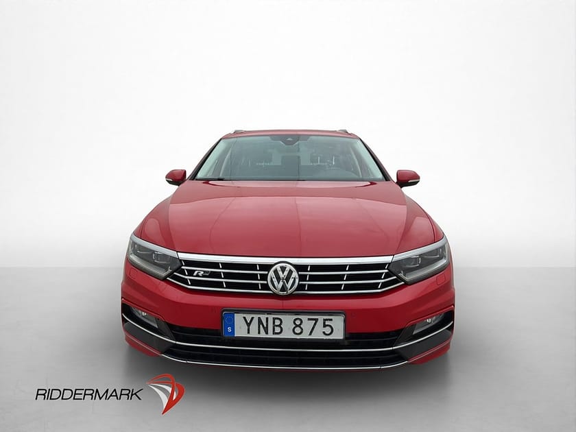 Bild 2 av Volkswagen Passat Sportscombi TDI 4M 190hk R-Line Pano Cockpit Dynaudio