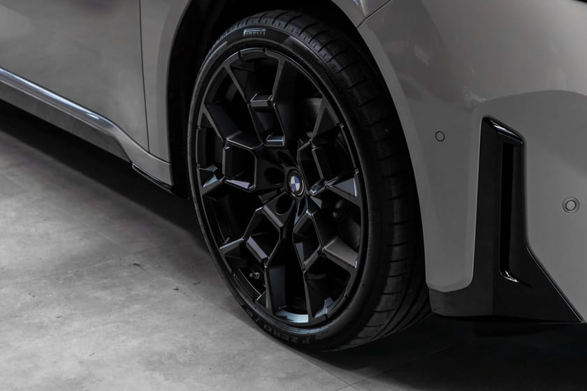 Bilde 3 av BMW iX3 50 xDrive Supercharged M-Sport PRO 22" M-Performance