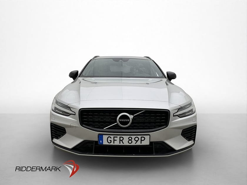 Bild 2 av Volvo V60 Recharge T6 AWD R-Design P-Värm Skinn Kamera Drag
