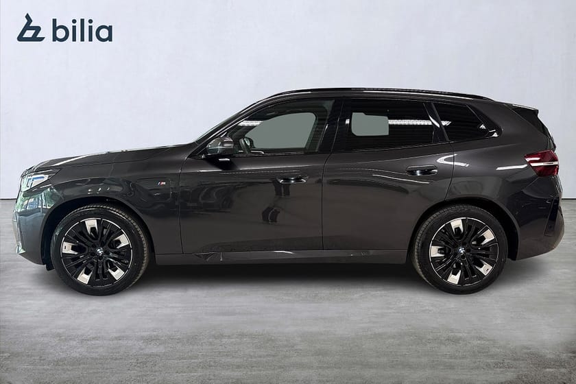 Bild 3 av BMW X3 30e xDrive M-Sport | Panorama | Aktiv farth. | Drag