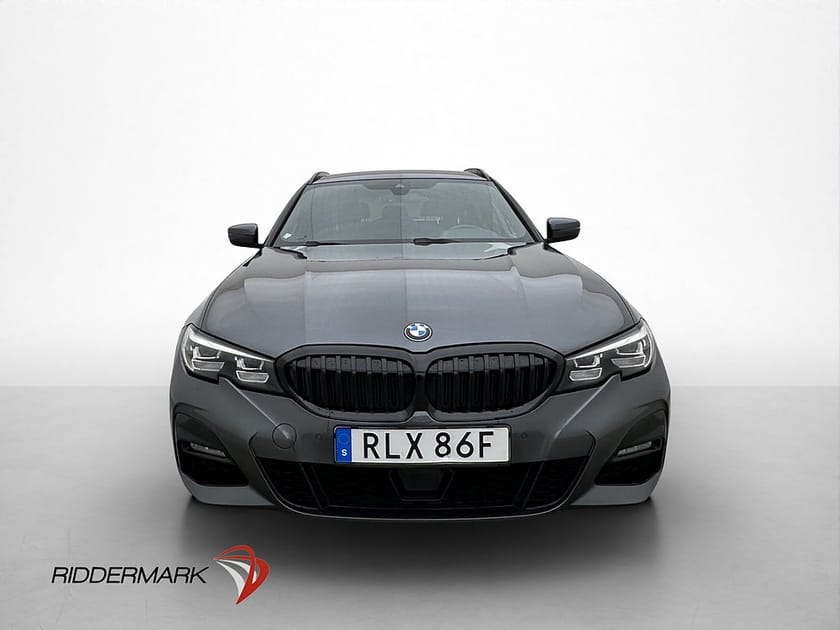 Bild 2 av BMW 330e xDrive Touring 292hk M Sport Drag CarPlay Kamera Delskinn