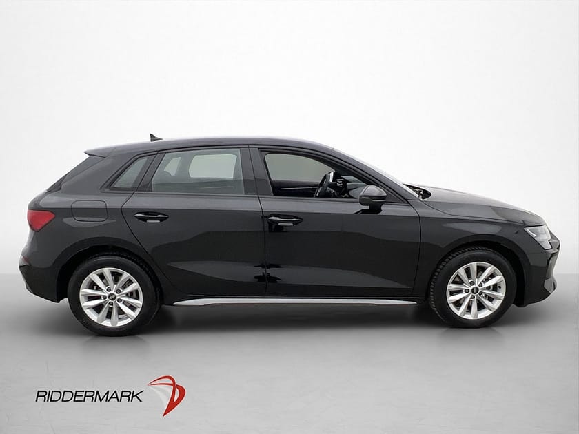 Bild 5 av Audi A3 Sportback 35 TFSI 150hk Proline Backkamera CarPlay