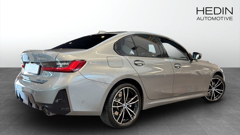 Bild 2 av BMW 330e xDrive Sedan M Sport H/K 19" Drag Elstol Adaptiv Farth
