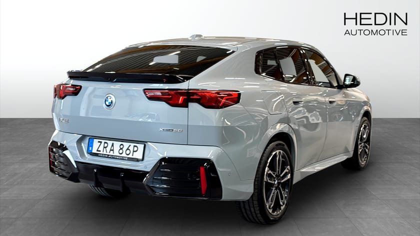 Bild 2 av BMW iX2 xDrive30 M-Sport Drag  Rattvärme Driving Assistant Plus