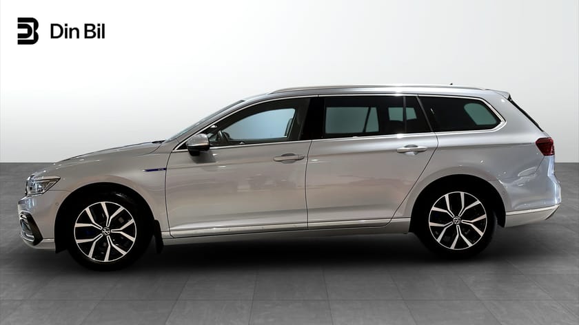 Bild 2 av Volkswagen Passat Sportscombi GTE TSI 218 DSG Plug-in Hybrid