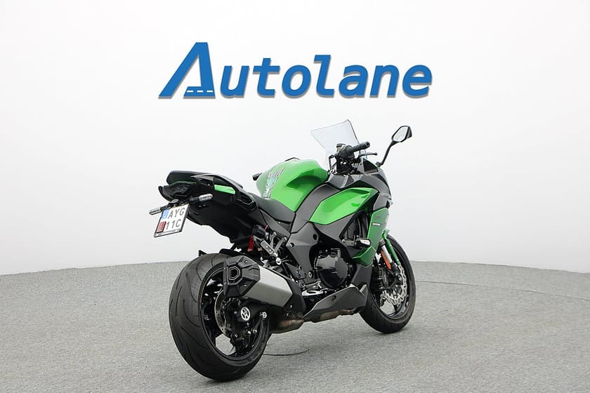 Bild 5 av Kawasaki Ninja Z1000SX *Quickshifter, Farthållare, Nyservad