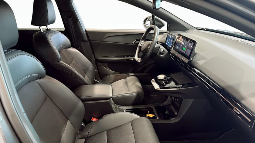Bild 3 av MG 4 Electric Long Range LUXURY LR 64 kWh