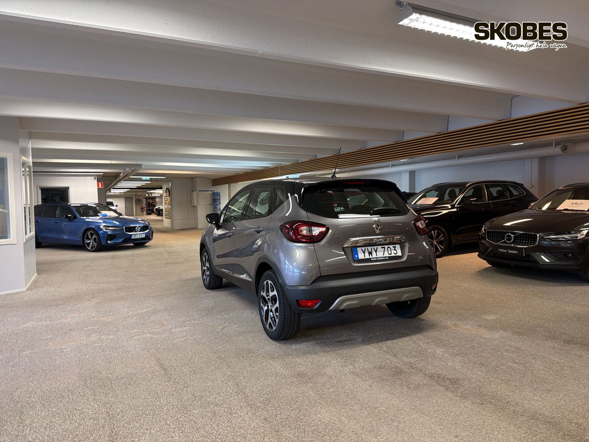 Renault Captur PhII Energy TCe 90 Intens 2018, bild 4/10