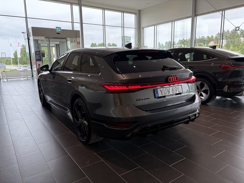 Bild 2 av Audi A6 Avant e-tron quattro 315 KW S-line