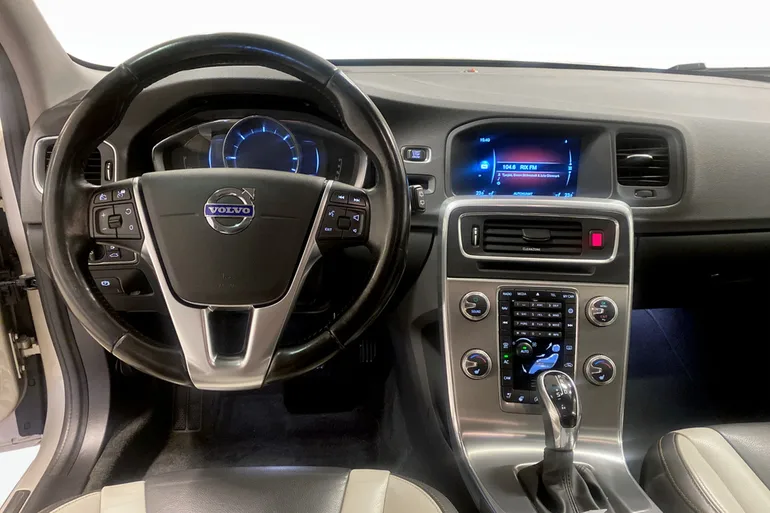 Volvo V60 Cross Country