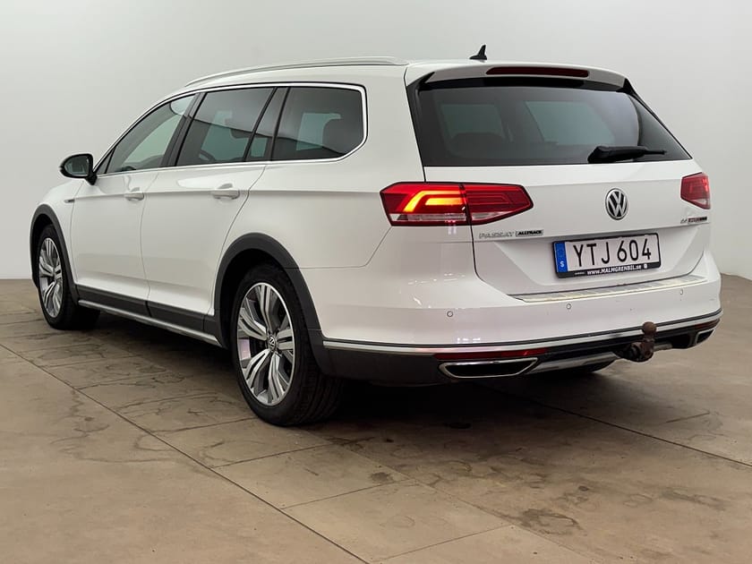Bild 5 av Volkswagen Passat Alltrack 2,0TDI GTS 240hk Executive Cockpit 4Motion