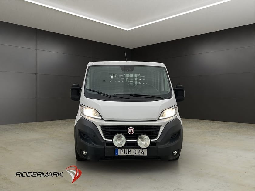 Bild 5 av Fiat Ducato Chassi Double Cab Dubbelhytt FLAKBIL Värm 7-Sits Farthållare Moms