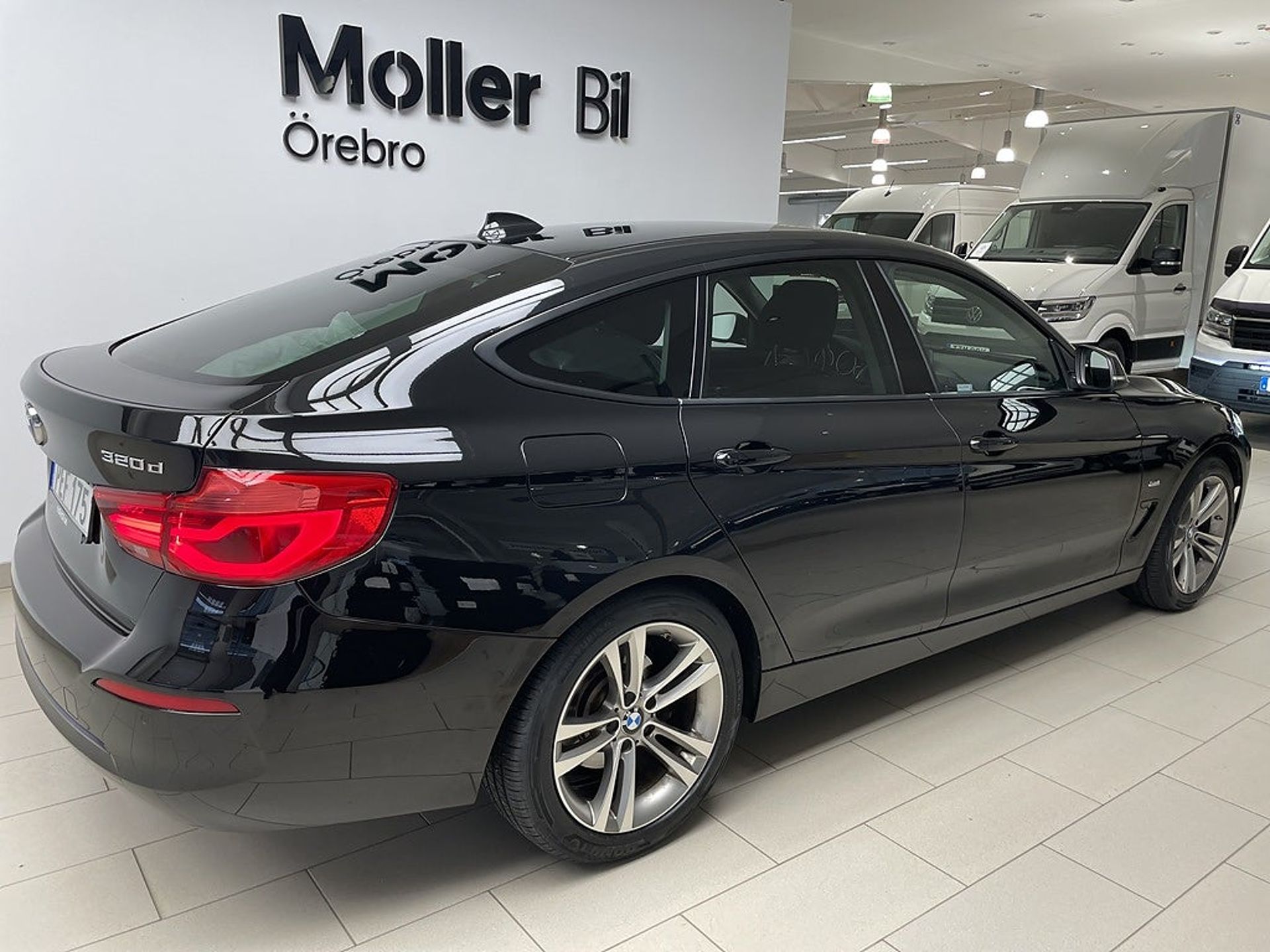 BMW 320d 2017, bild 4/10