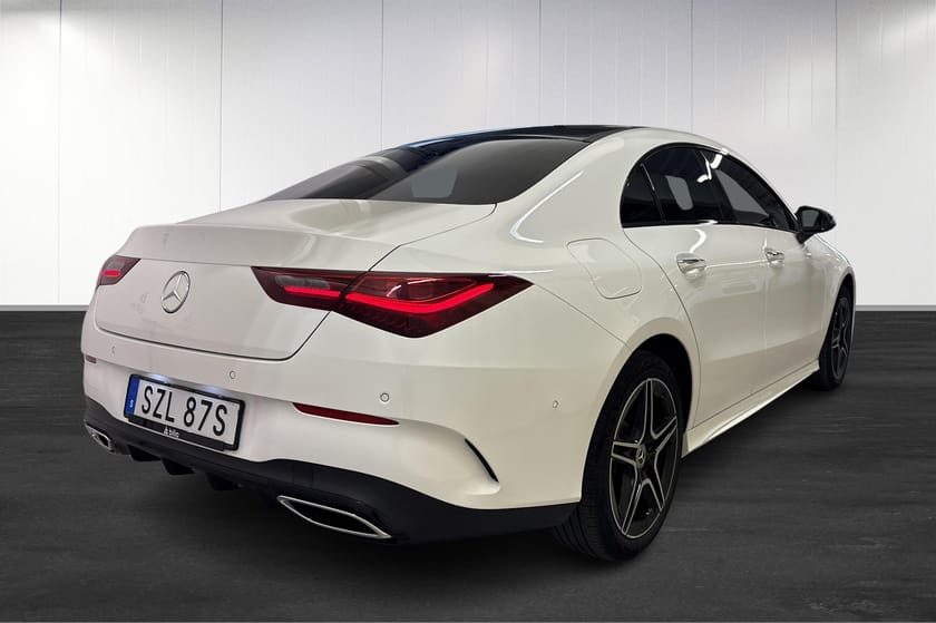 Bild 3 av Mercedes-Benz CLA 250 e AMG / Night / Drag / V-hjul / Premiumpkt