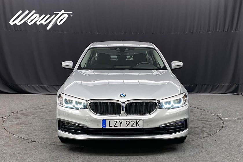 Bild 2 av BMW 520d xDrive Sedan 520 190HK Sport Line /Navi /Drag /Värmare