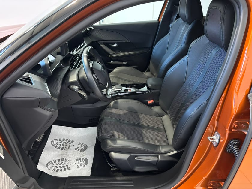 Bilde 5 av Peugeot e-2008 GT Godt utstyrt bil med LAV KM!