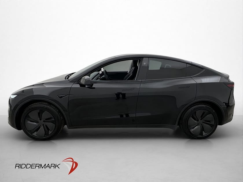 Bild 5 av Tesla Model Y Long Range AWD Autopilot Pano Drag Sv-Såld