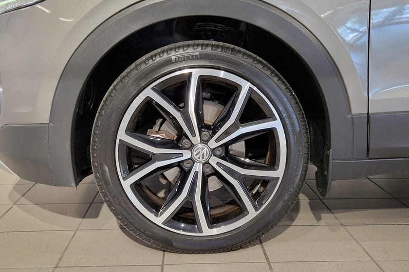 Bild 3 av Volkswagen T-Cross 1.5 TSI / 116 HK / Drag / Backkamera