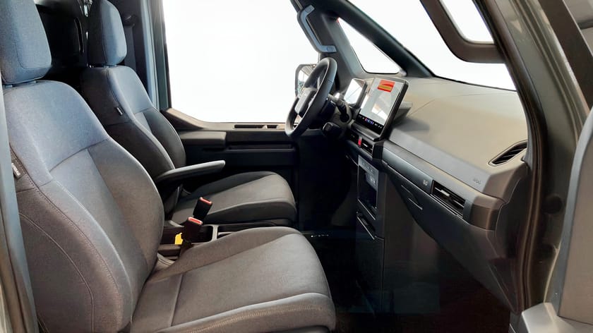 Bild 3 av Kia PV5 Long Range Cargo PLUS 4DR L2H1