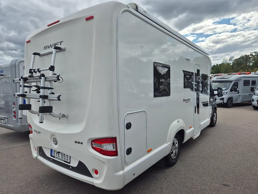 Bild 2 av Swift Campervan Fiat SWIFT TOSCANE 694 QB 2.3D 150HK Husbil