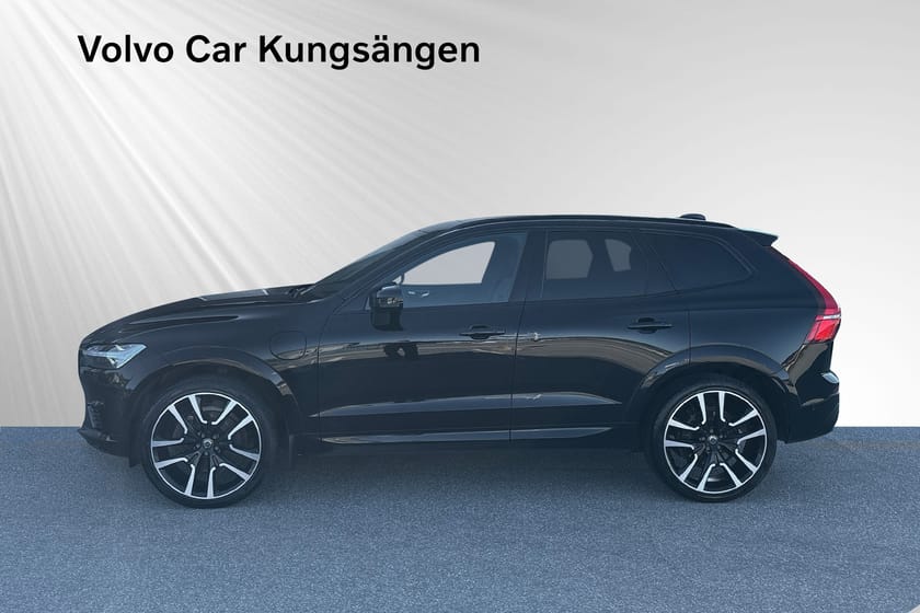 Bild 3 av Volvo XC60 Recharge T8 R-Design DRAG/PANO/HUD/360KAMERA