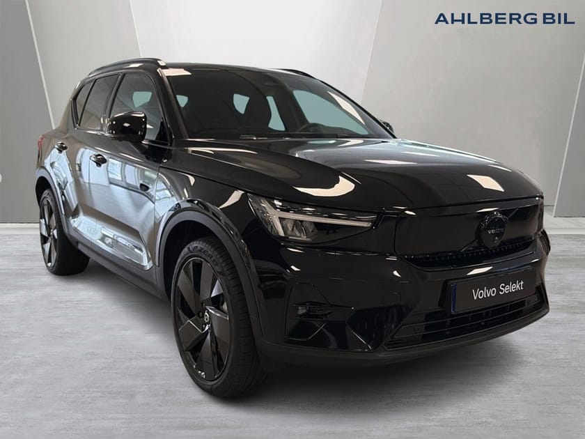 Bild 1 av Volvo EX40 Twin Motor Performance UltraBlackSE🟤 Dragkrok Halvutomatisk, 360 Kamera, Google Maps, Apple Carplay