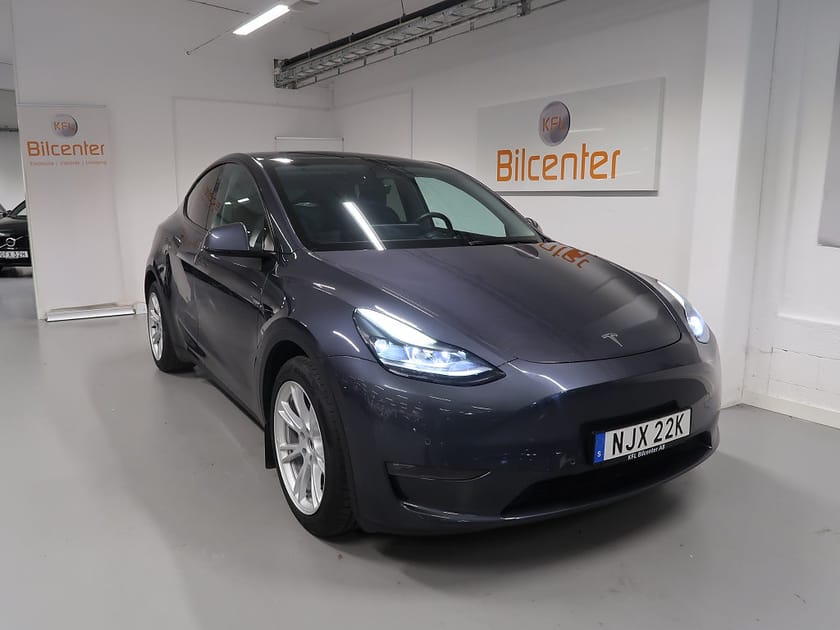 Bild 4 av Tesla Model Y Long Range AWD V-Däck ingår Drag-Navi-Kamera-Pano-Skinn