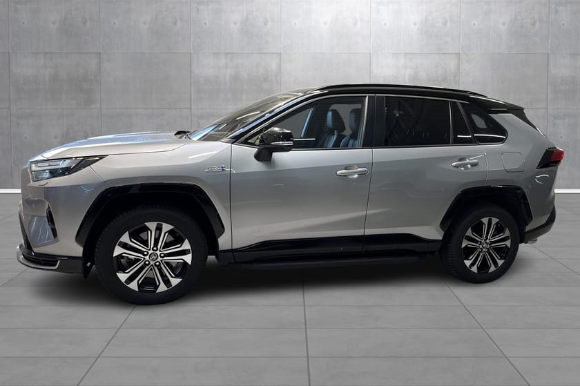 Bilde 4 av Toyota RAV4 Plug-in Hybrid 2.5 Exe Bito & Pano AWD,R.kamp 6.25% med 35%EK