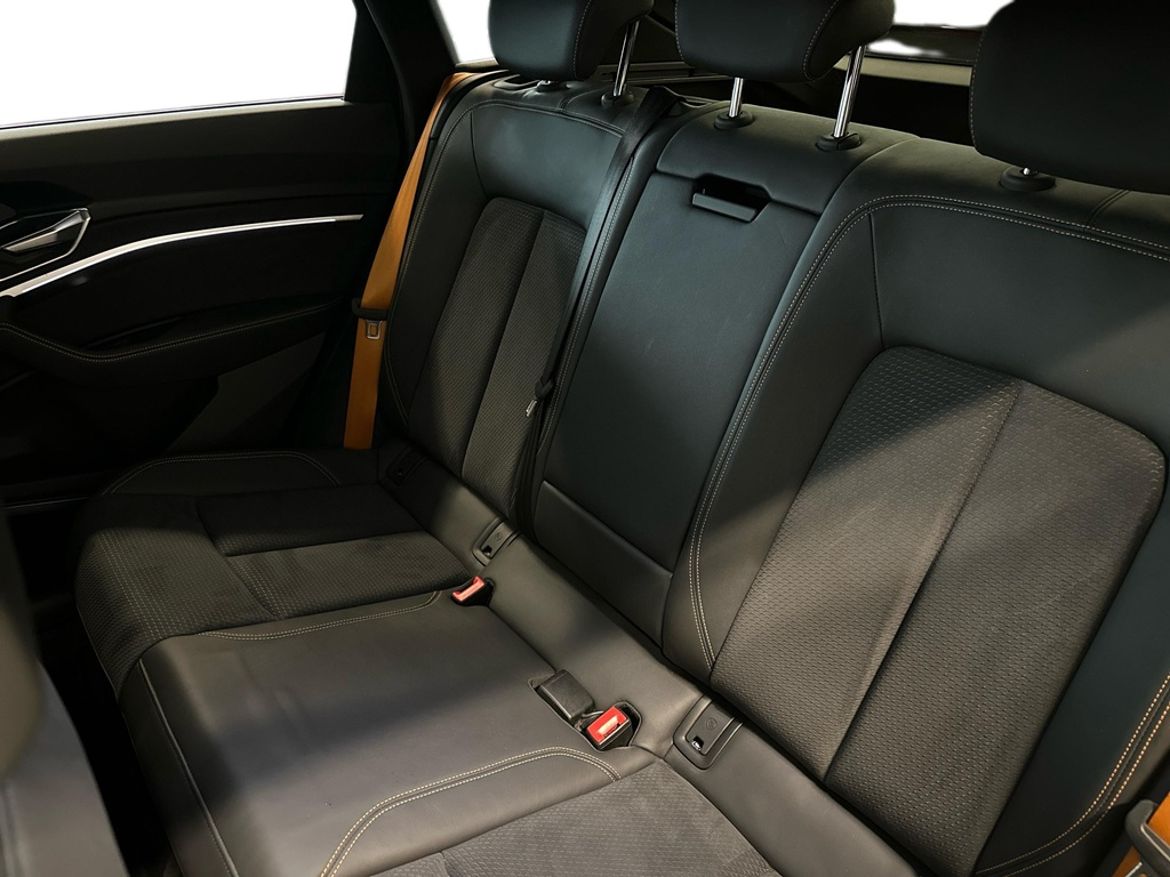Audi Audi e-tron Sportback 55 quattro — bild 13