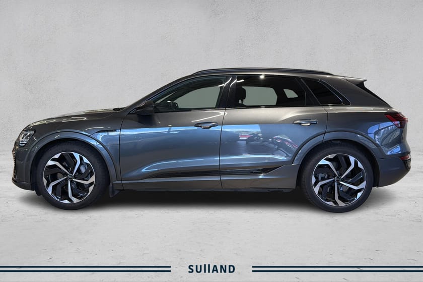 Bilde 2 av Audi Q8 55 e-tron quattro
