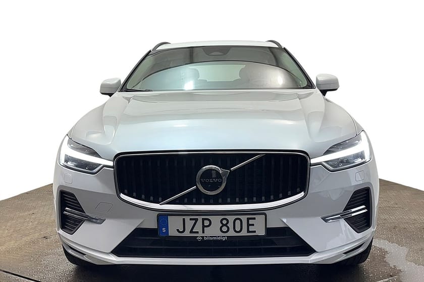 Bild 3 av Volvo XC60 B4 AWD Aut Drag Cockpit Navi Kamera AdaptivFH MOMS