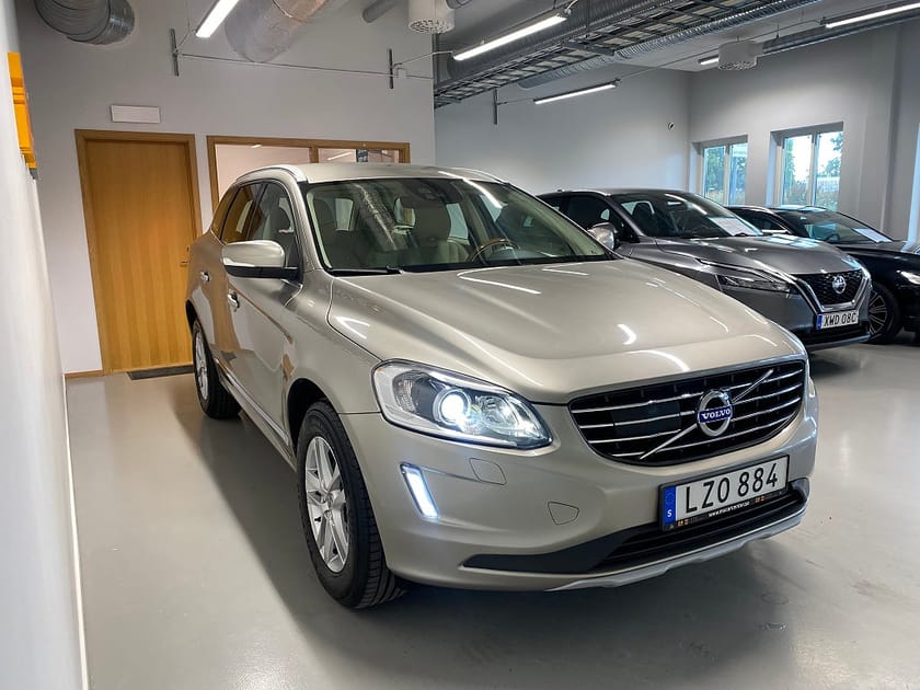 Bild 3 av Volvo XC60 D4 AWD Summum Business Edition Pro Drag
