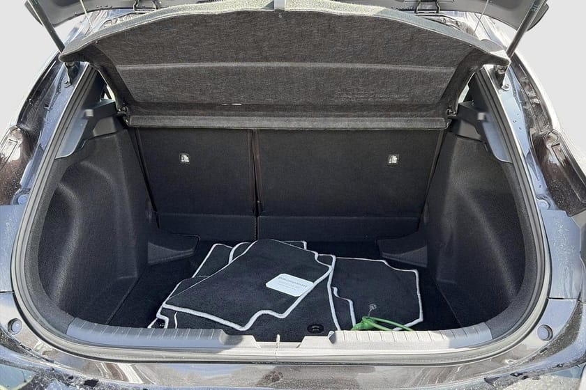 Bild 3 av Toyota Corolla Hybrid 1,8 5D LIFE